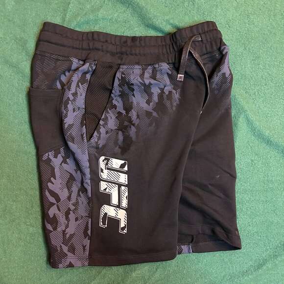 Venum UFC Fight Week Shorts - NWOT - Picture 3 of 5